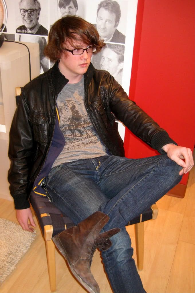 boots,design within reach