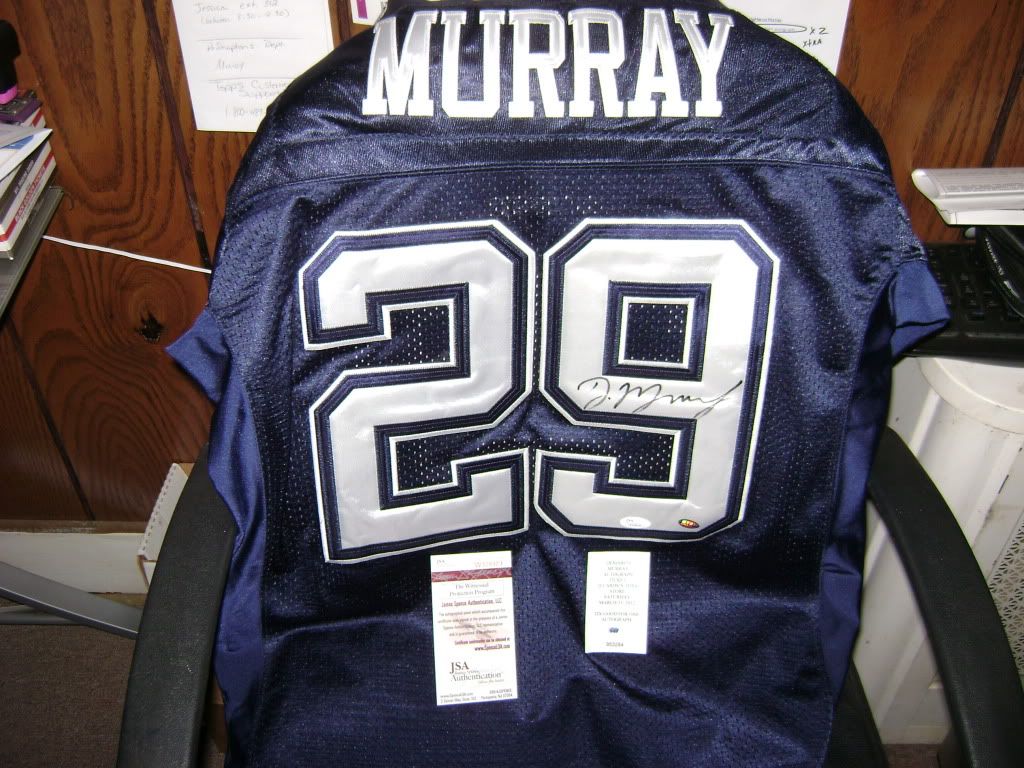 [Image: MurrayAutoSigning014.jpg]