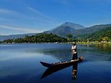 Danau Sentani 