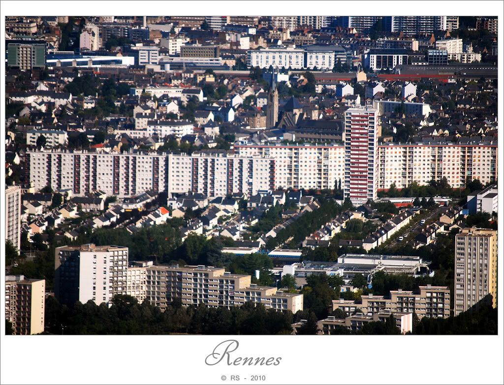 http://i916.photobucket.com/albums/ad5/unpieton2/Rennes%20aerien/16-3.jpg