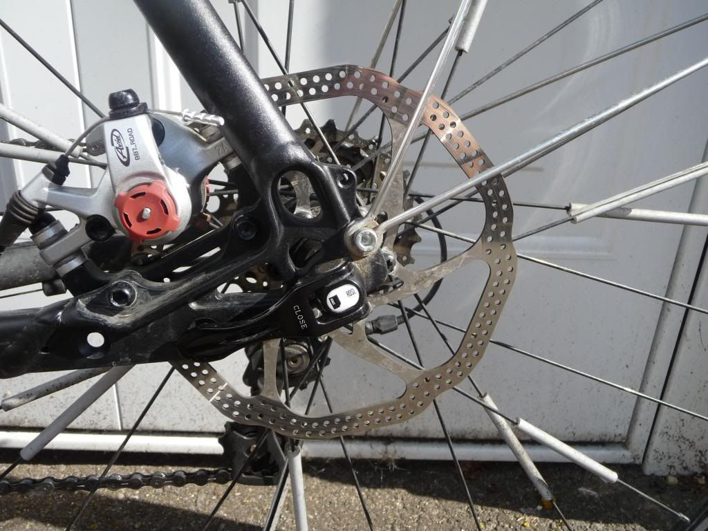 fitting disc brakes to road bike
